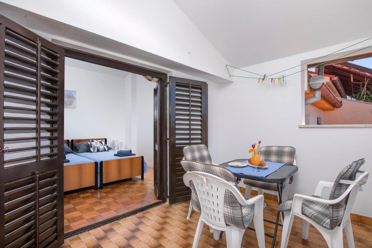 Apartment Blu Pula Extérieur photo